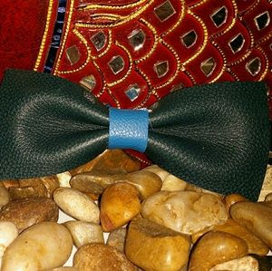 Handmade genuine leather bow tie